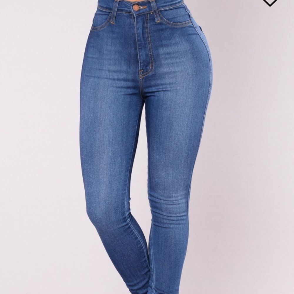 High waisted fashion nova skinny jeans